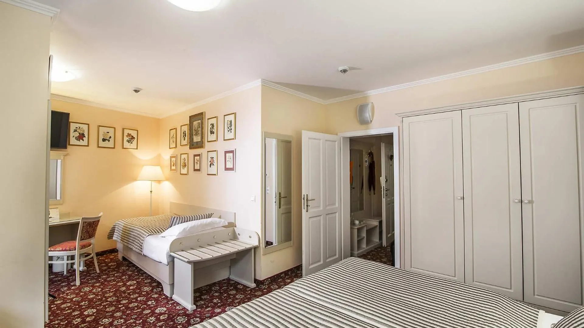 Hotel Karlsbad Grande Madonna