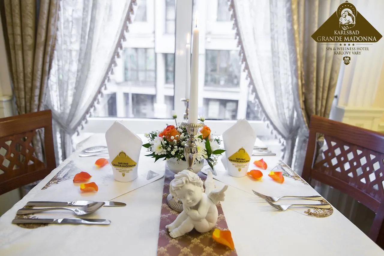 Karlsbad Grande Madonna Hotell Karlovy Vary